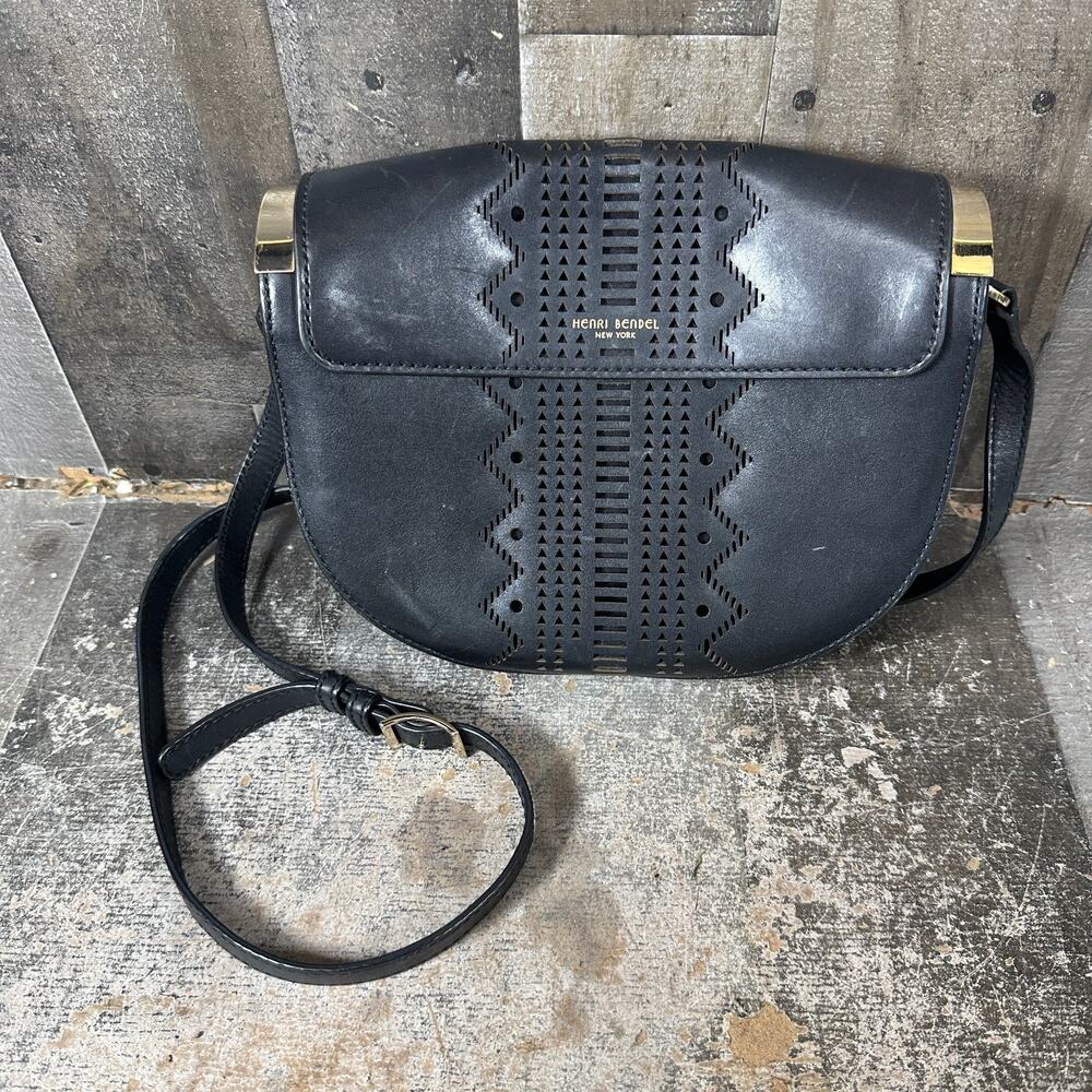 Henri Bendel Half Circle Bag Black Shoulder‎ Bag